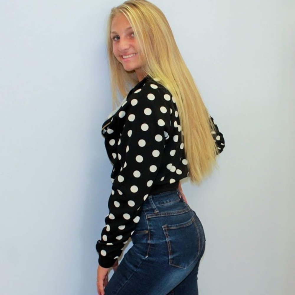 Polka dot cover
